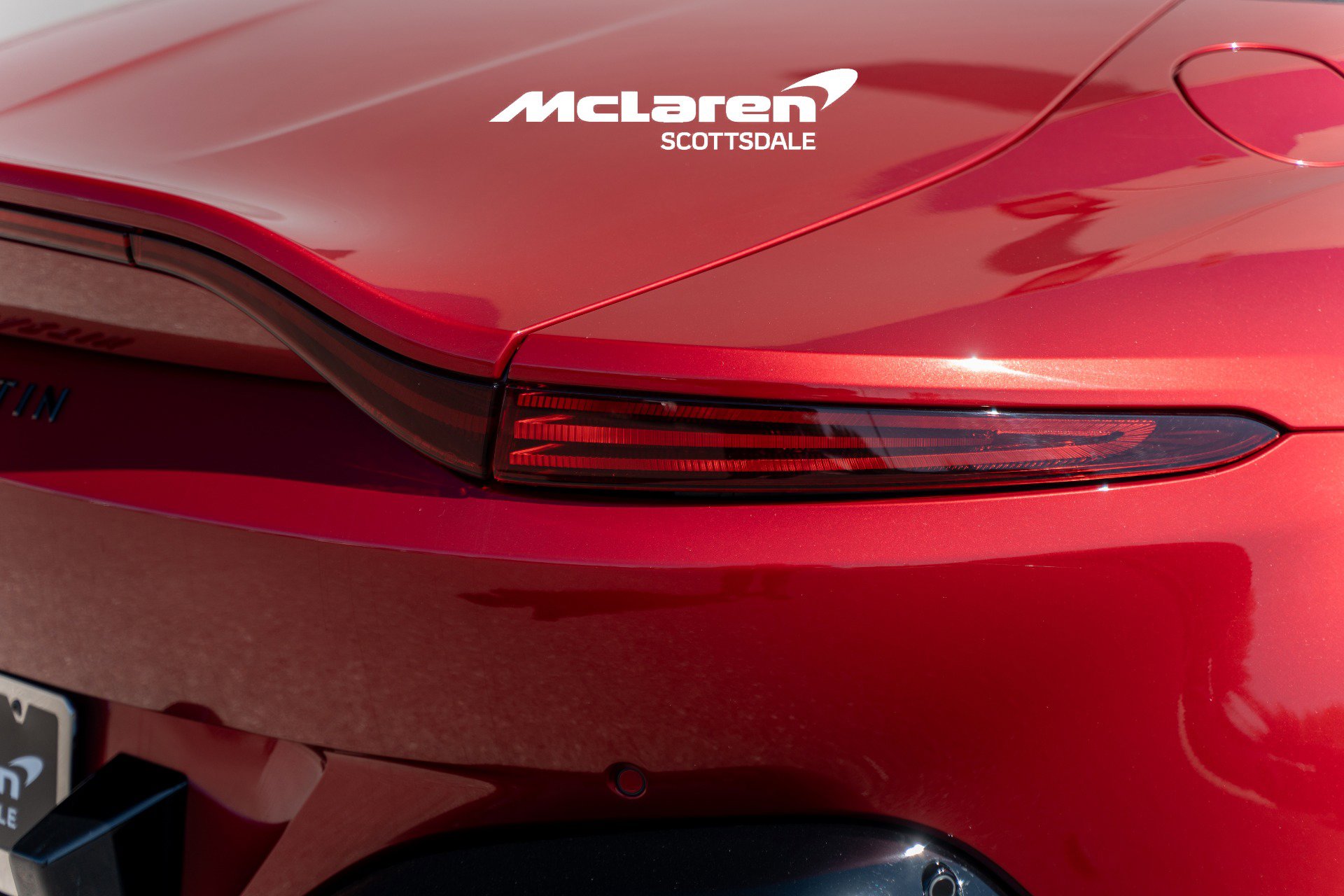 Used 2022 Aston Martin V8 Vantage Roadster image 25