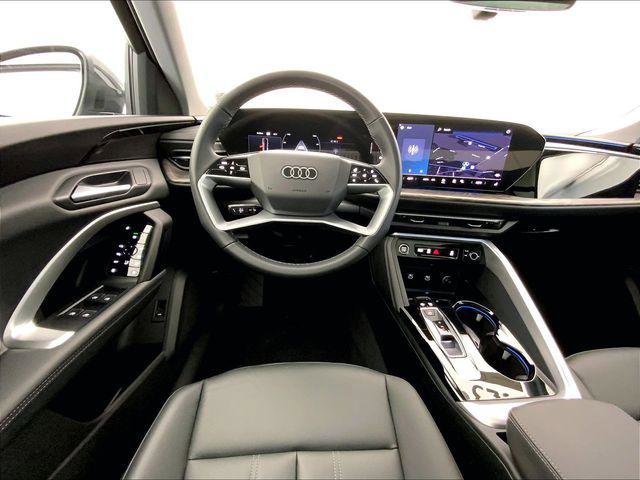 Certified 2025 Audi Q5 Premium w/ Convenience Package AWD/4WD image 11
