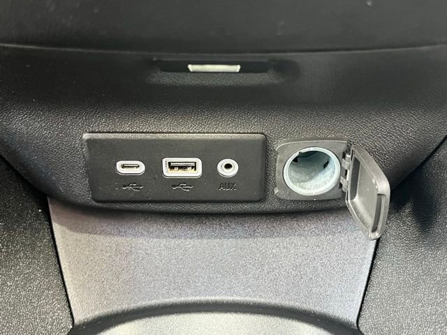 Used 2023 Chevrolet Malibu RS FWD image 31
