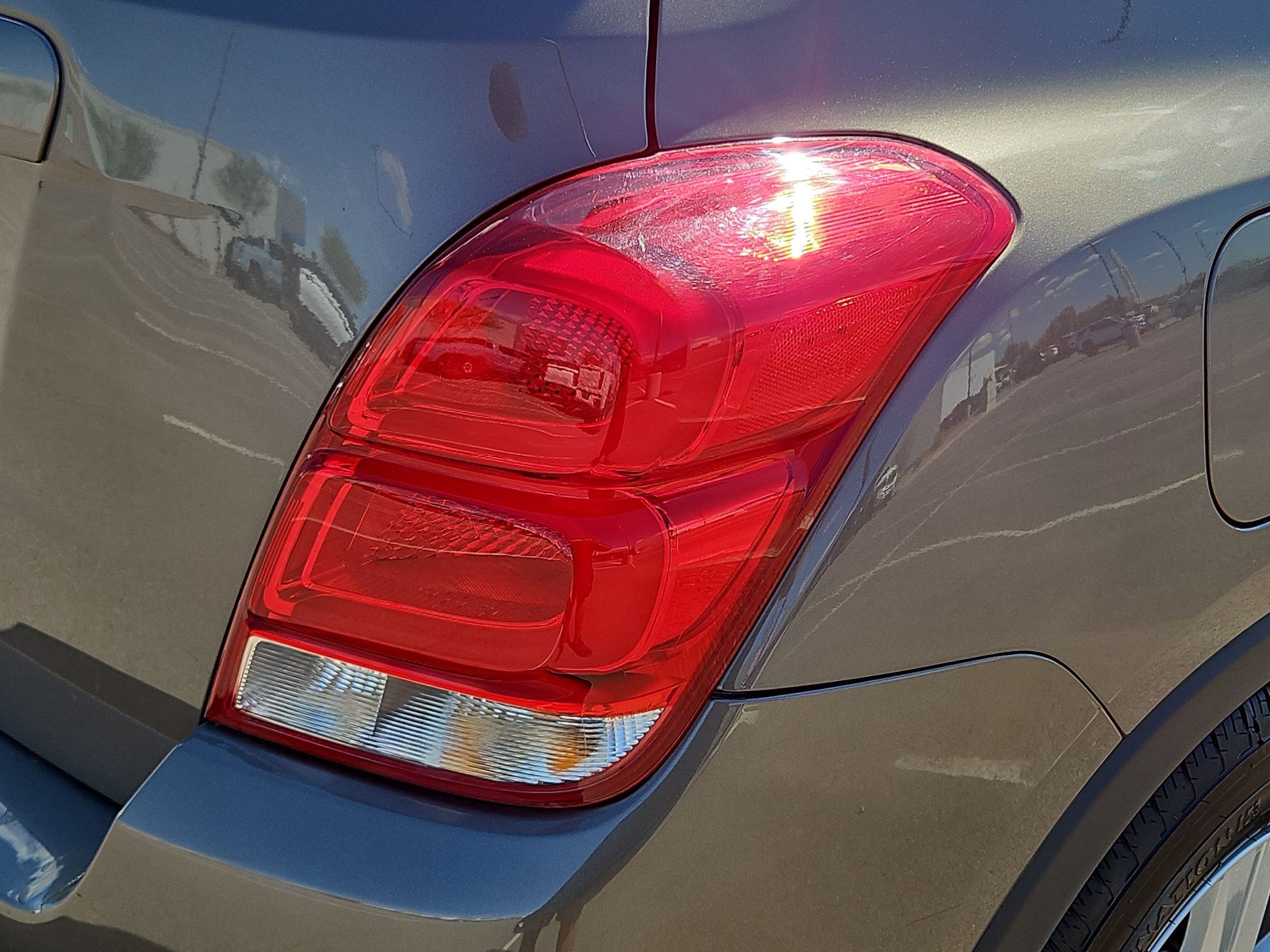 Certified 2021 Chevrolet Trax LT FWD image 11