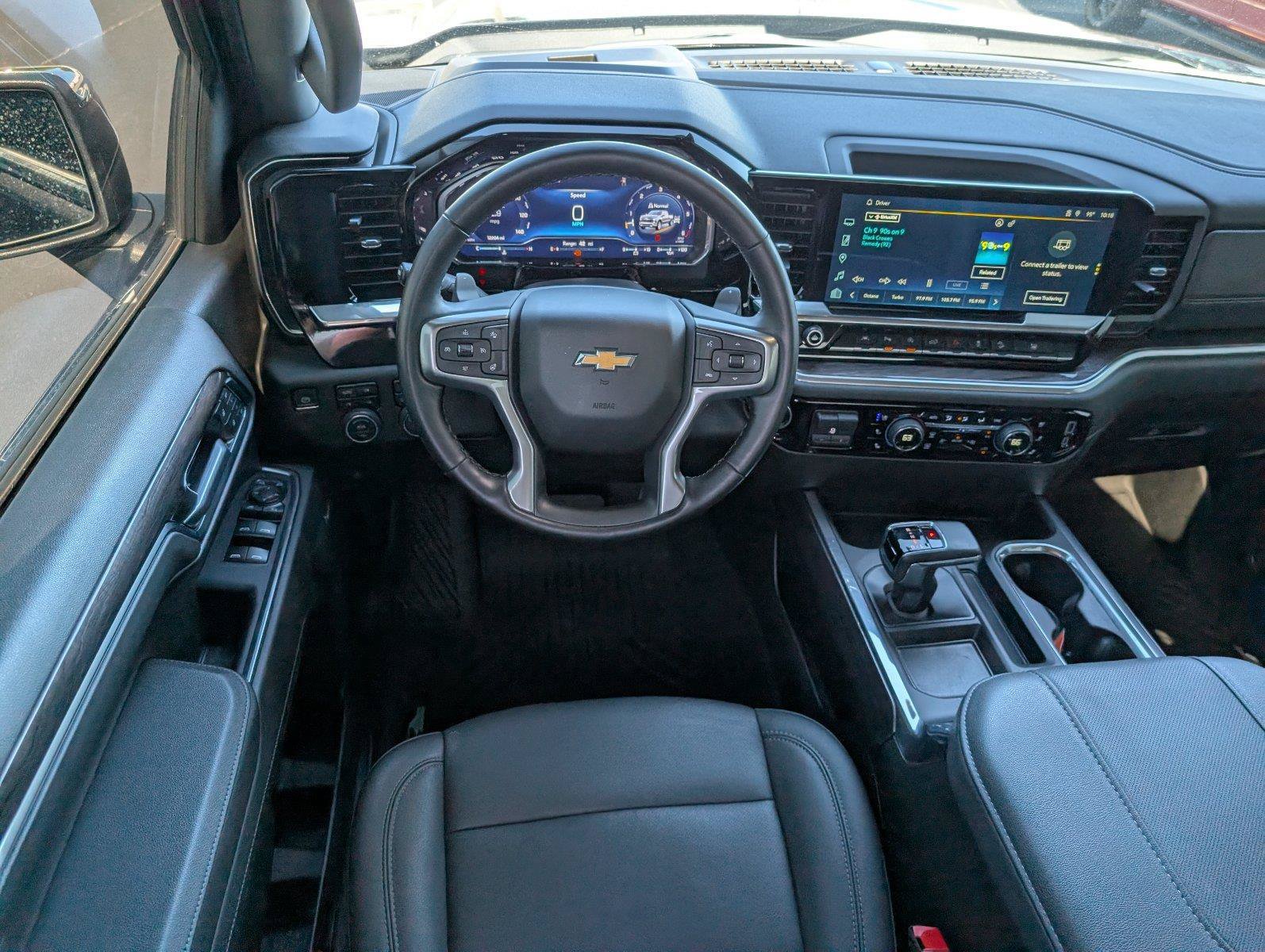 Used 2024 Chevrolet Silverado 1500 LTZ AWD/4WD image 31