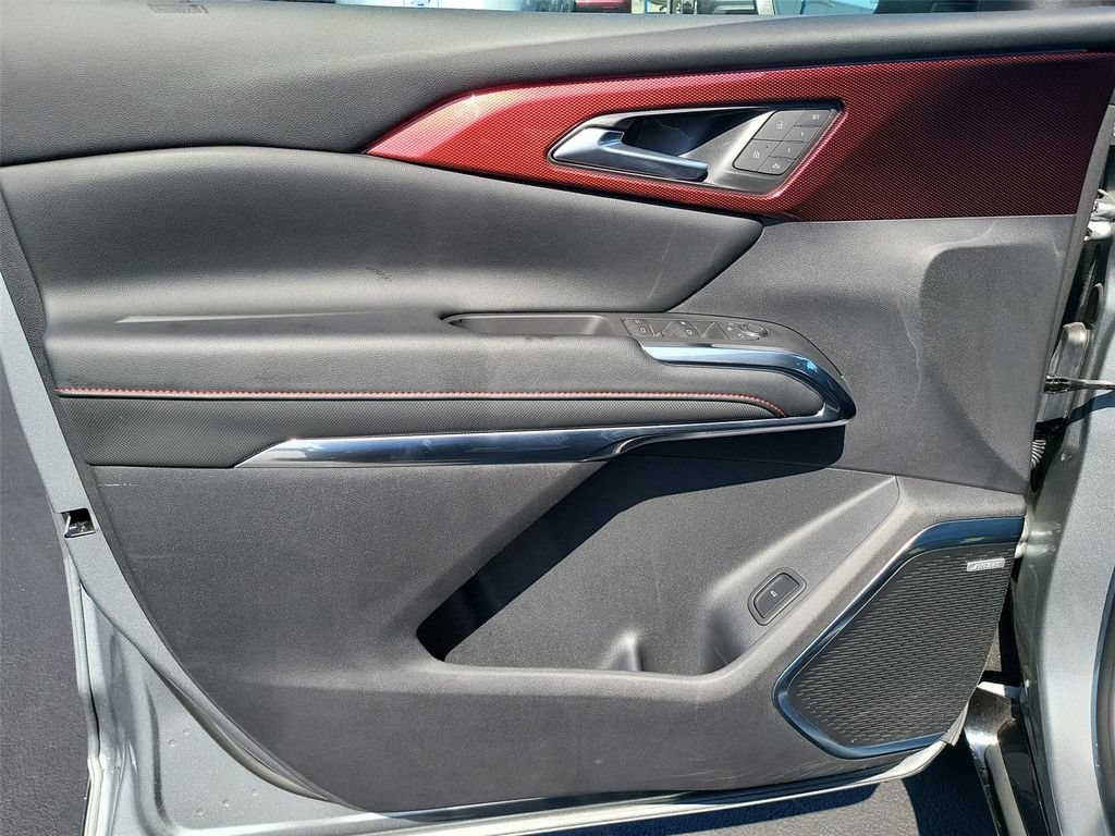 Certified 2024 Chevrolet Traverse RS w/ LPO, Floor Liner Package FWD image 15