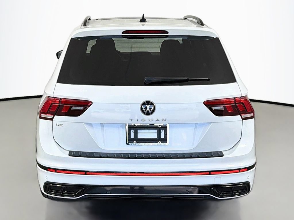 Used 2023 Volkswagen Tiguan SE R-Line FWD image 12