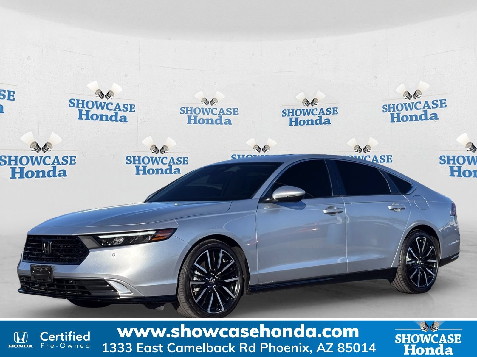 Used 2025 Honda Accord Touring image 1