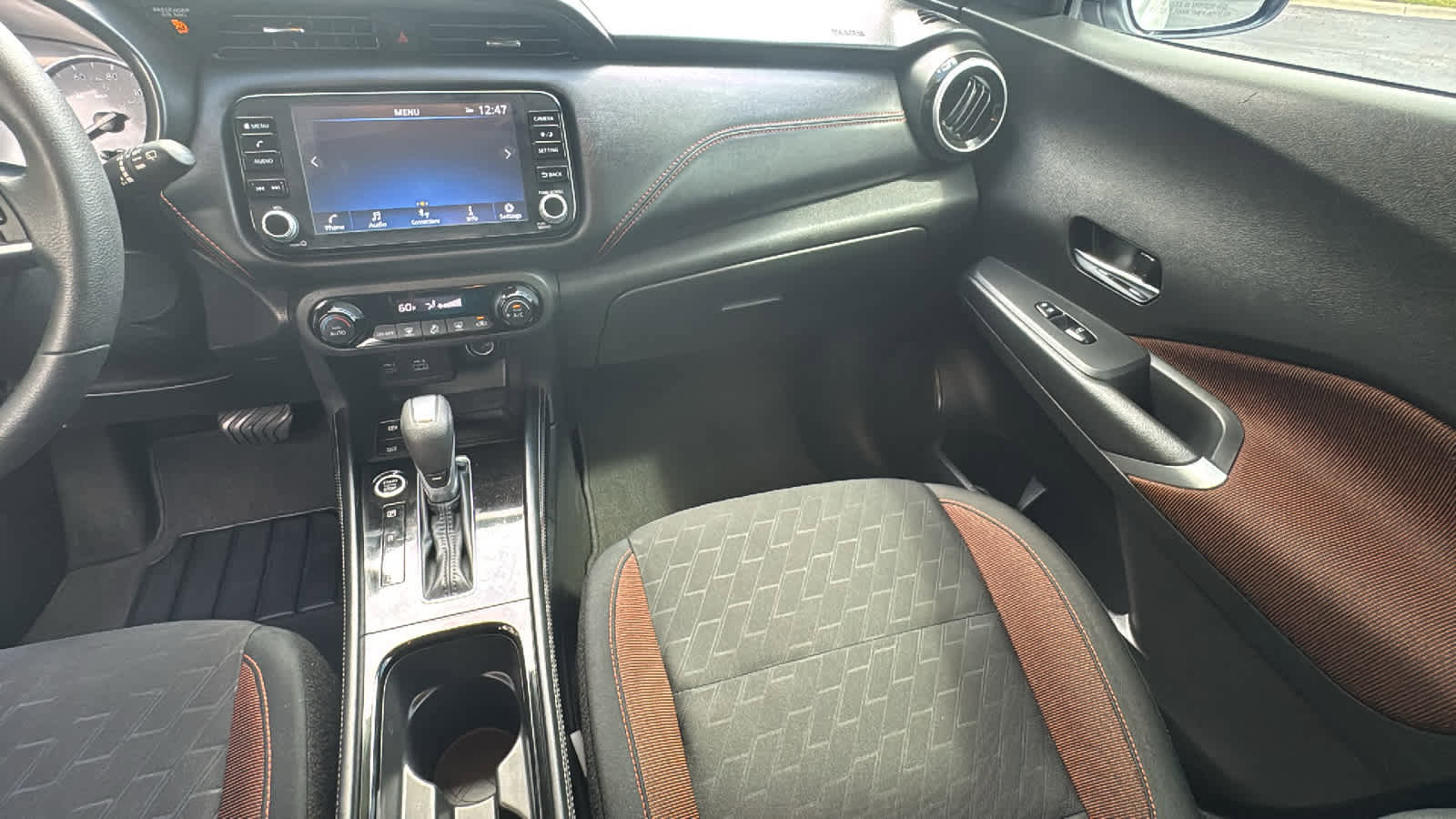 Used 2024 Nissan Kicks SR image 29