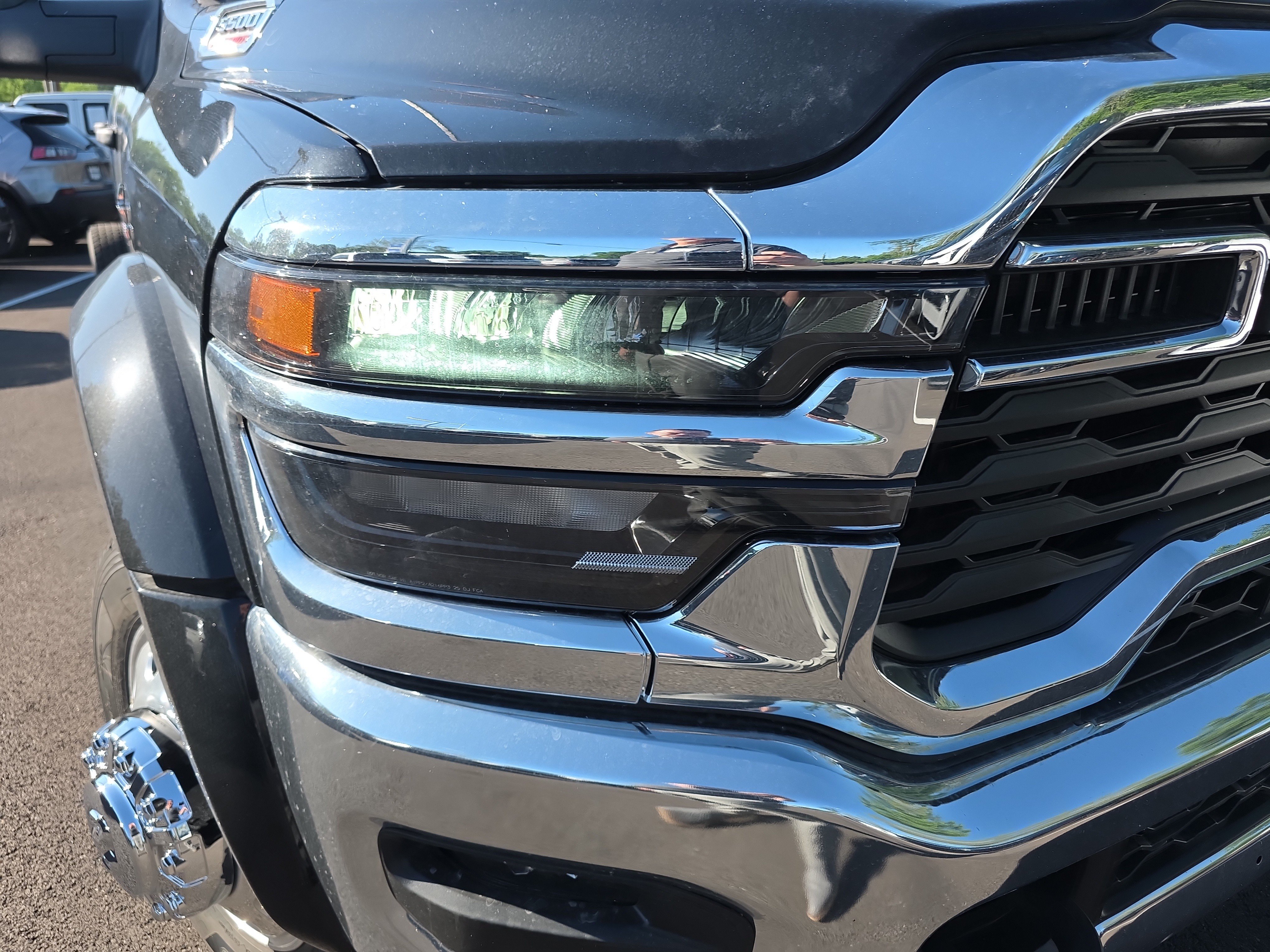 New 2026 RAM 5500 4x4 Crew Cab image 23