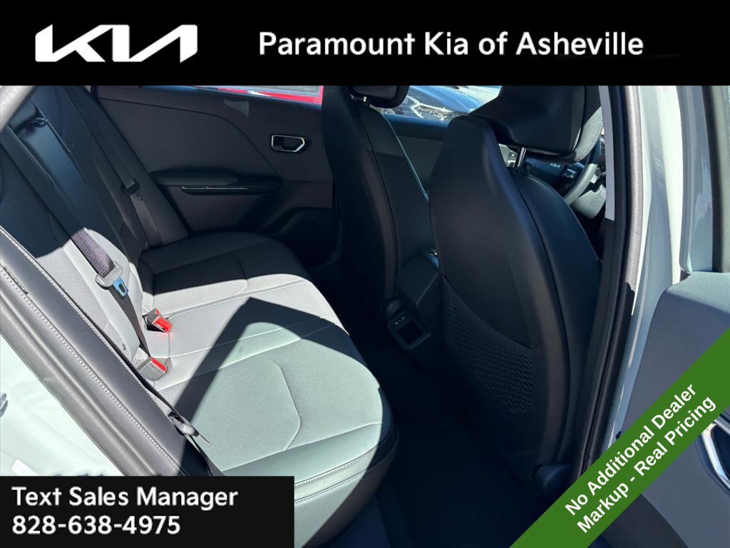 New 2026 Kia K4 EX FWD image 22