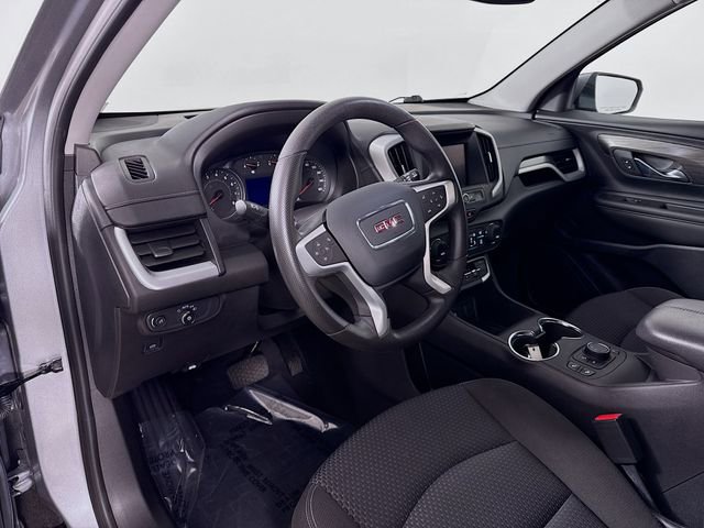 Used 2023 GMC Terrain SLE w/ Driver Convenience Package FWD image 9