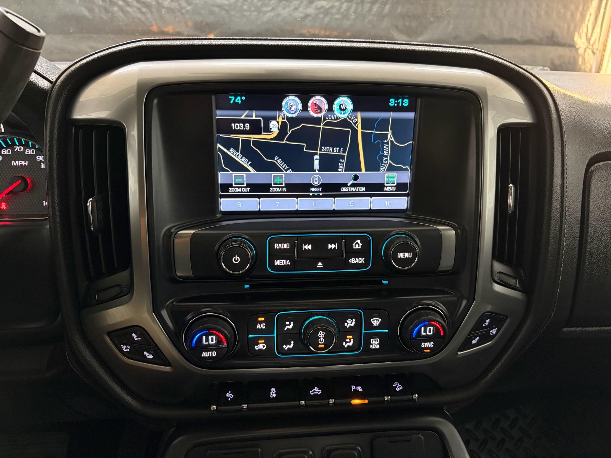 Used 2015 Chevrolet Silverado 1500 LTZ Z71 w/ LTZ Plus Package AWD/4WD image 13