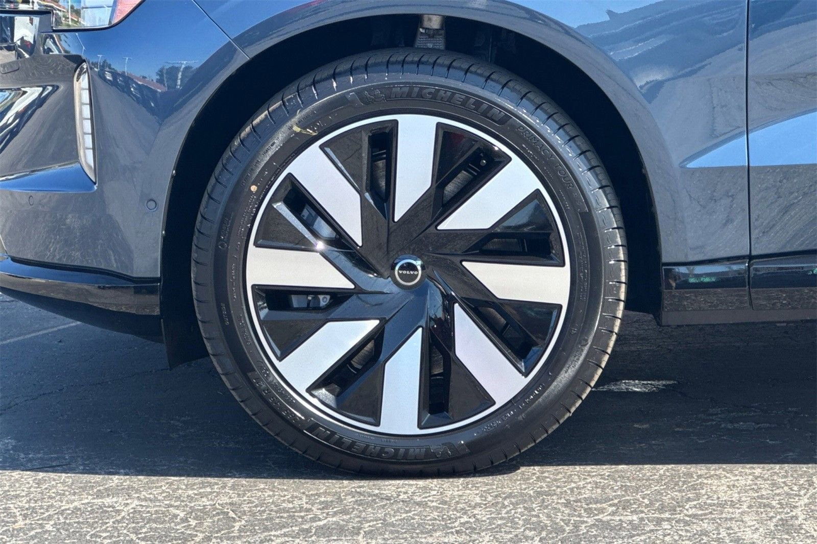 New 2025 Volvo EX90 Ultra image 26