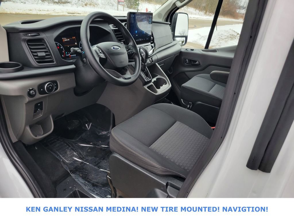 Used 2023 Ford Transit 350 XLT image 24