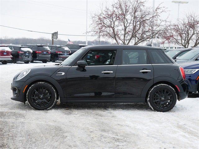 Used 2020 MINI Cooper 4-Door Hardtop w/ Premium Package image 4