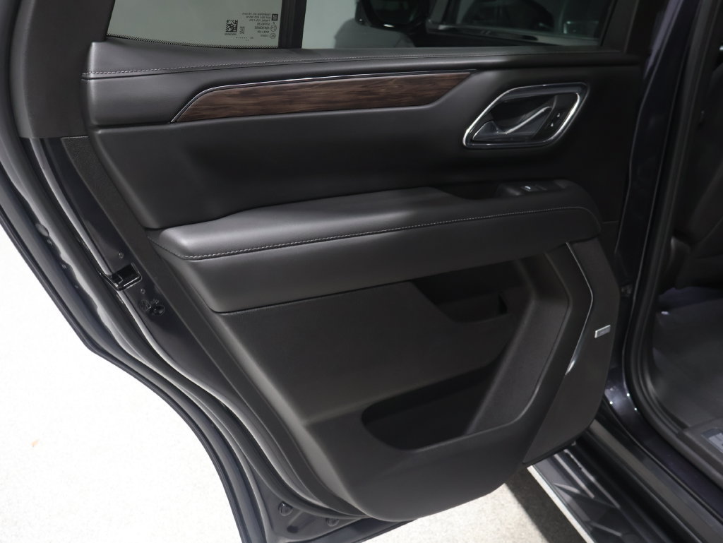 Used 2023 Chevrolet Tahoe LT w/ LT Signature Plus Package AWD/4WD image 21
