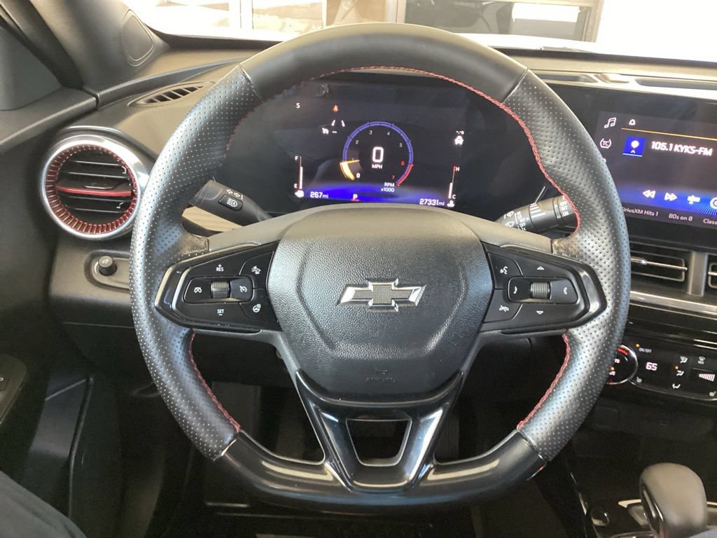 Used 2026 Chevrolet Trax RS FWD image 46