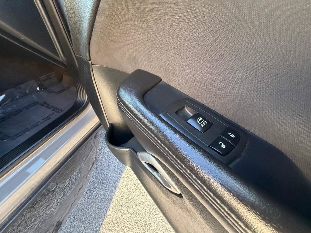 Used 2018 Dodge Challenger SXT RWD image 11