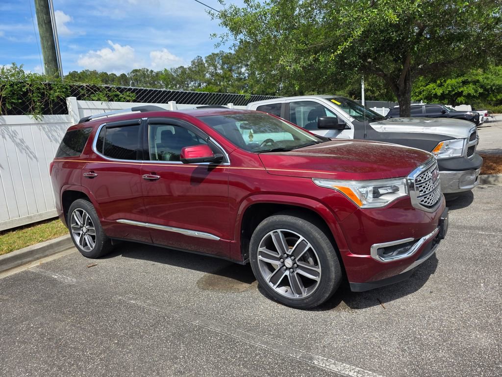 Used 2017 GMC Acadia Denali w/ Technology Package image 2