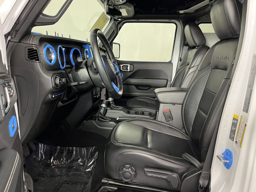 Used 2022 Jeep Wrangler Unlimited Sahara image 11