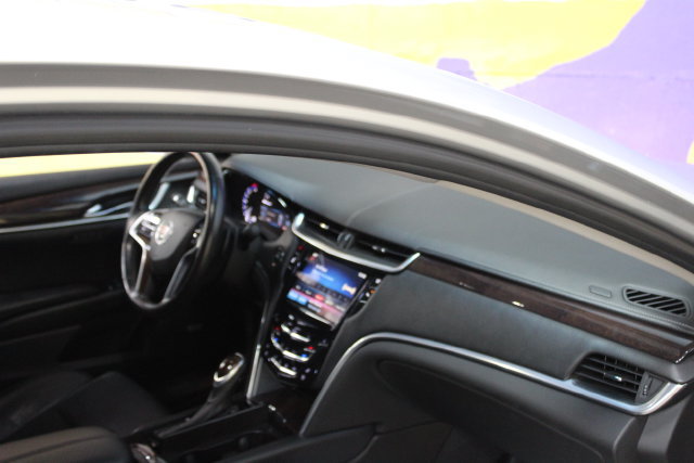 Used 2015 Cadillac XTS Luxury AWD/4WD image 12