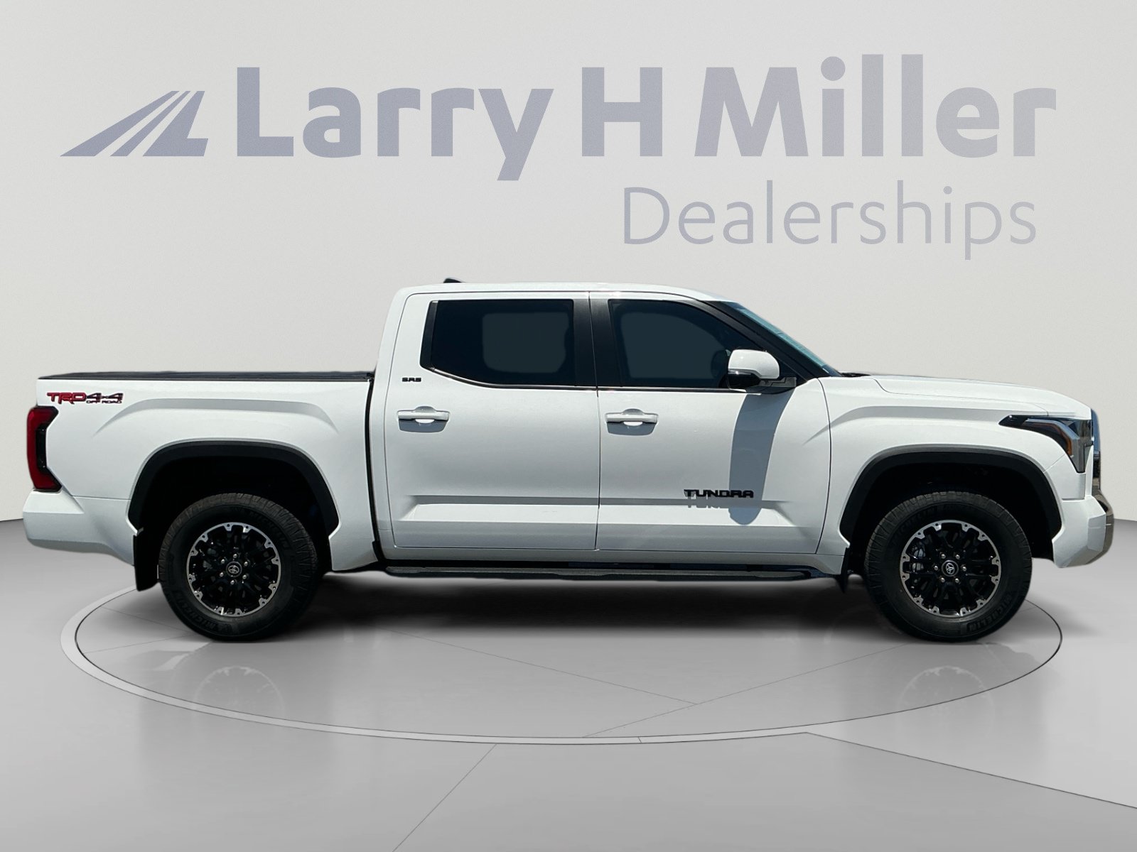 Certified 2025 Toyota Tundra SR5 w/ TRD Off-Road Package AWD/4WD image 6