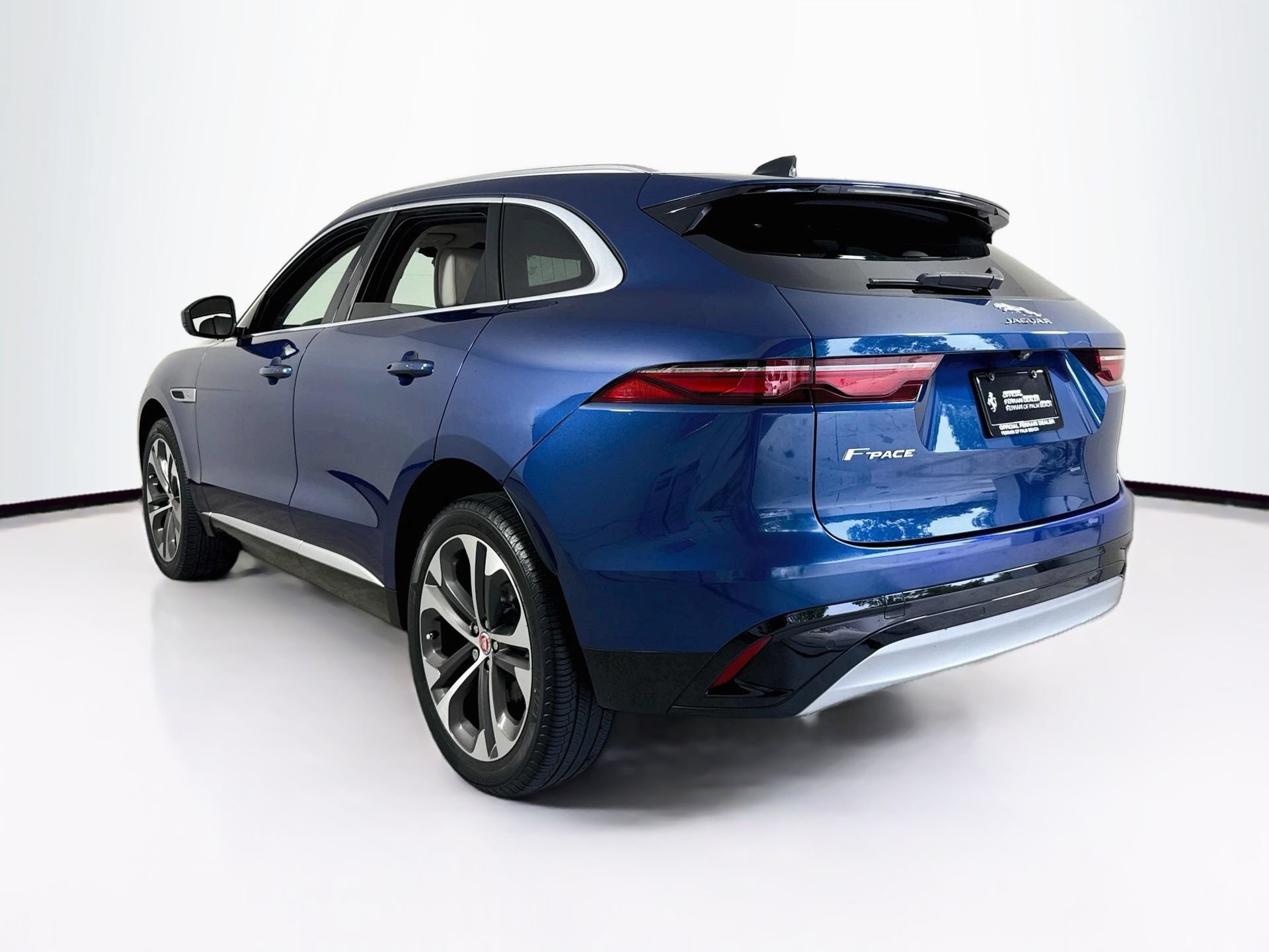 Used 2023 Jaguar F-PACE S AWD/4WD image 5
