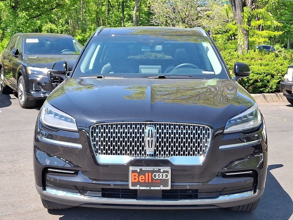 Used 2023 Lincoln Aviator AWD w/ Premium Package image 8
