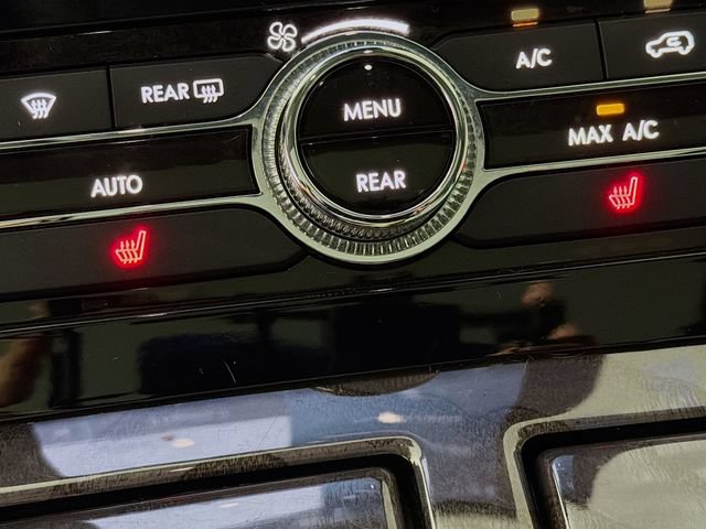 Used 2019 Lincoln Navigator Select RWD image 24
