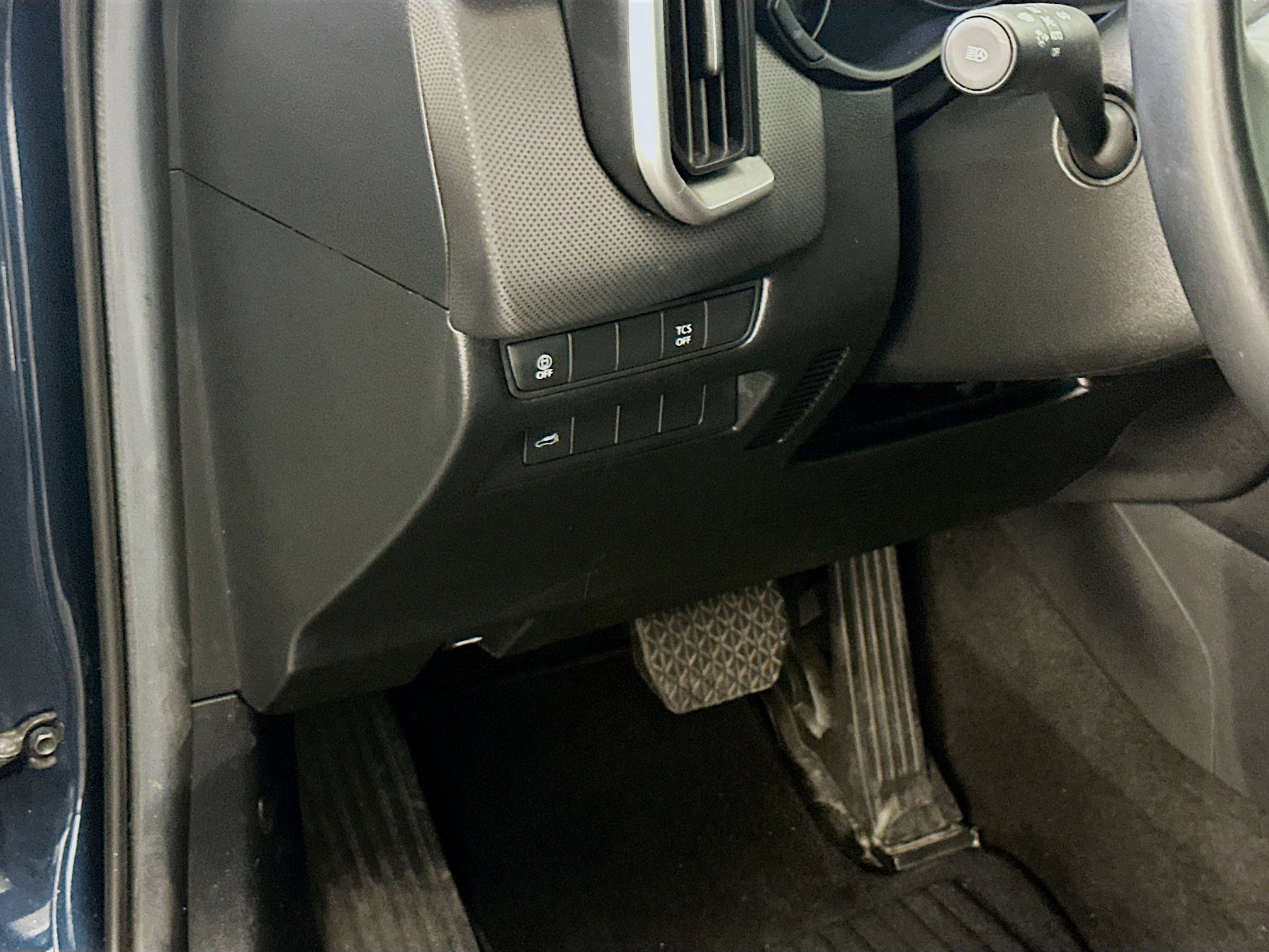 Used 2025 MAZDA CX-50 AWD 2.5 S w/ Preferred Package image 17