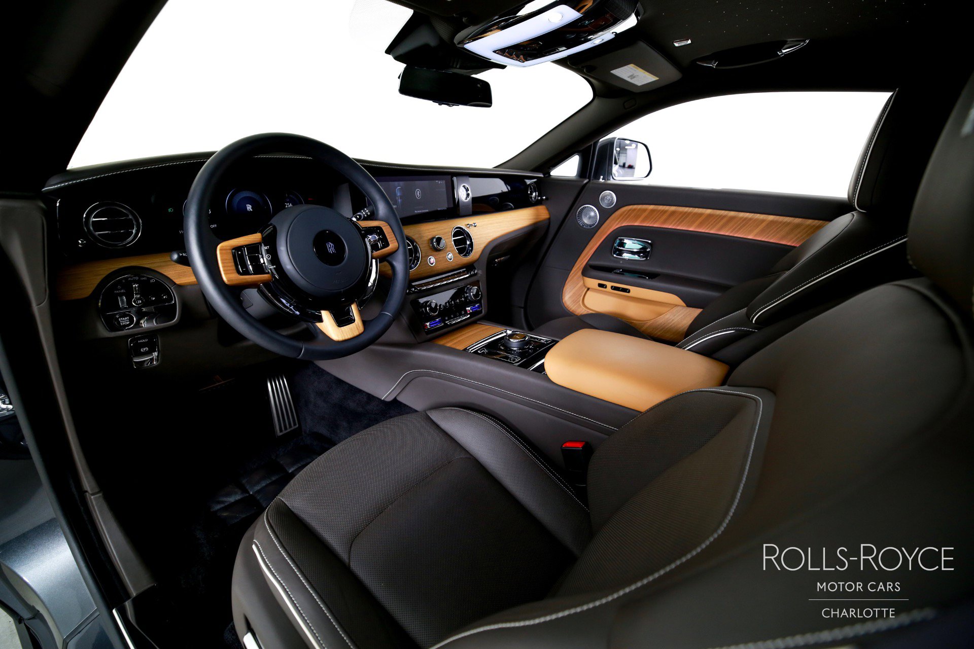 Certified 2025 Rolls-Royce Spectre w/ Spectre Launch Package image 4