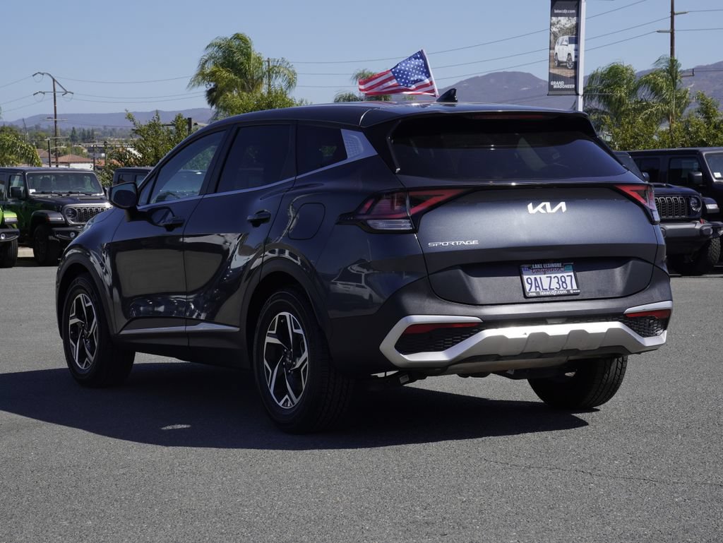 Used 2023 Kia Sportage LX FWD image 6