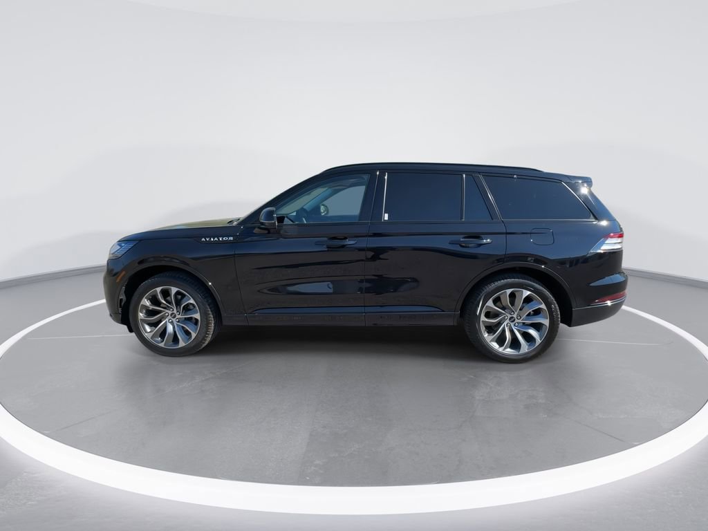 New 2026 Lincoln Aviator AWD image 5