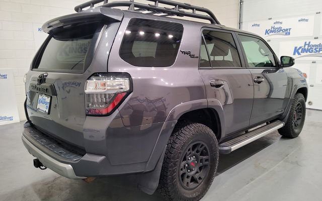 Used 2020 Toyota 4Runner TRD Off-Road Premium w/ Moonroof Package AWD/4WD image 3