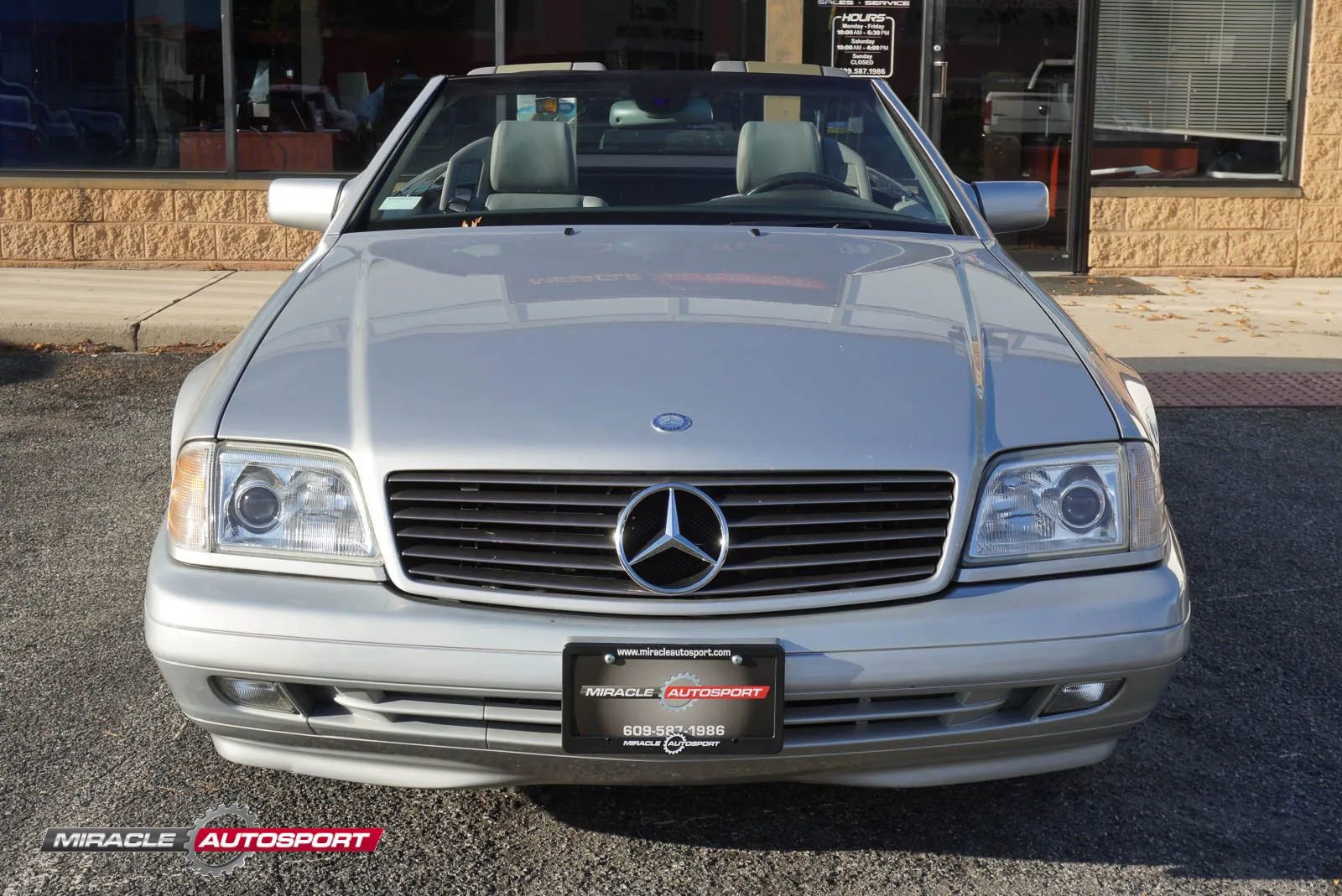Used 1998 Mercedes-Benz SL 500 image 2
