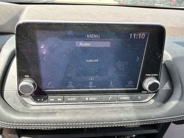 Used 2023 Nissan Rogue S image 14