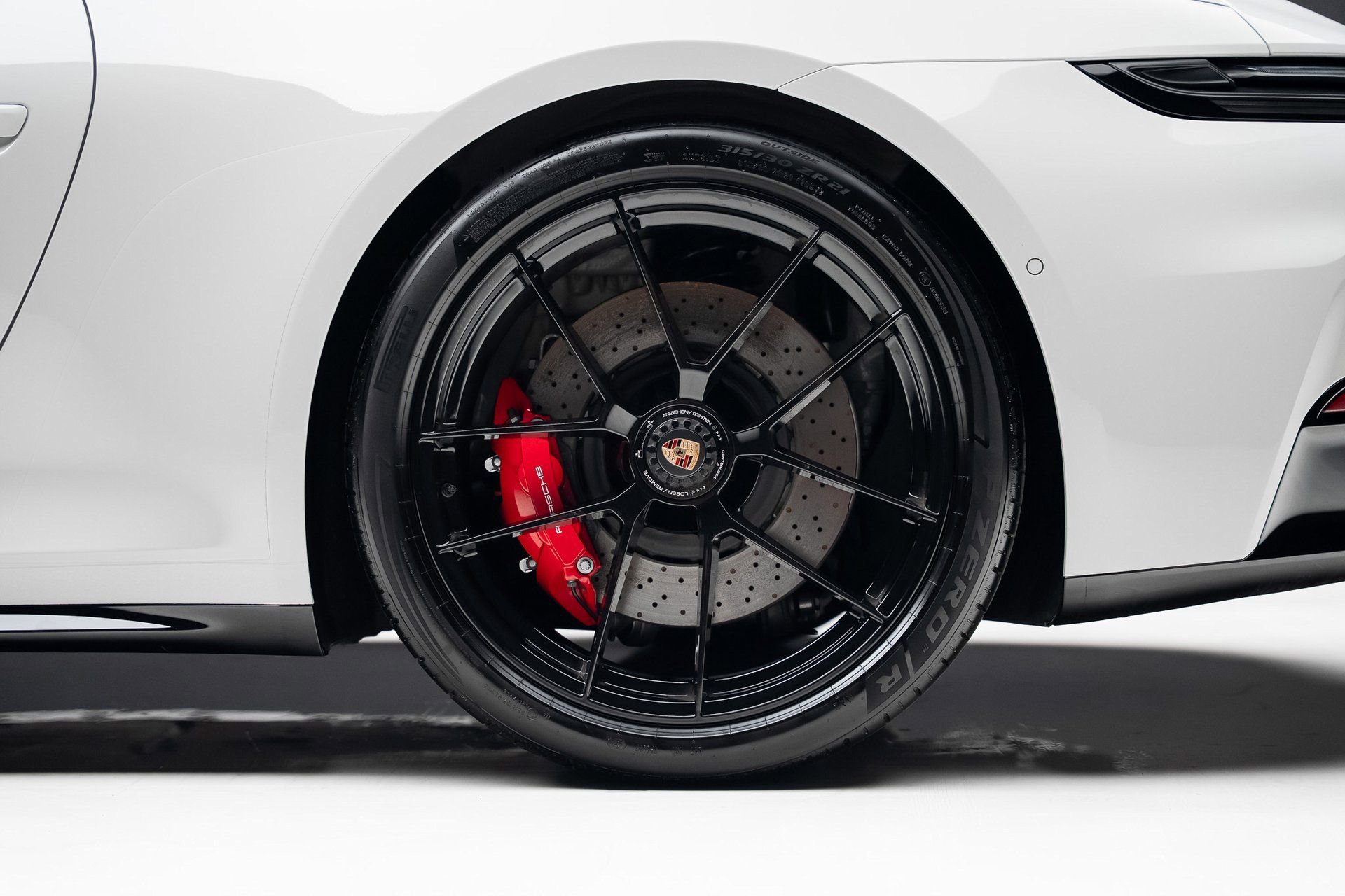 Used 2025 Porsche 911 Targa 4 GTS w/ Premium Package image 22