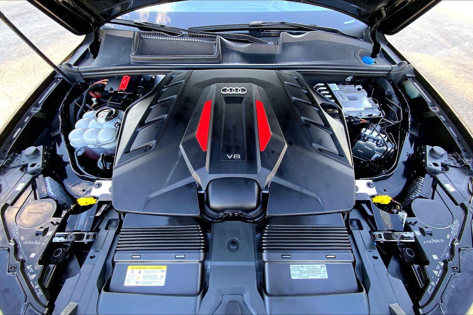 Used 2024 Audi SQ7 Prestige w/ S Sport Package AWD/4WD image 32