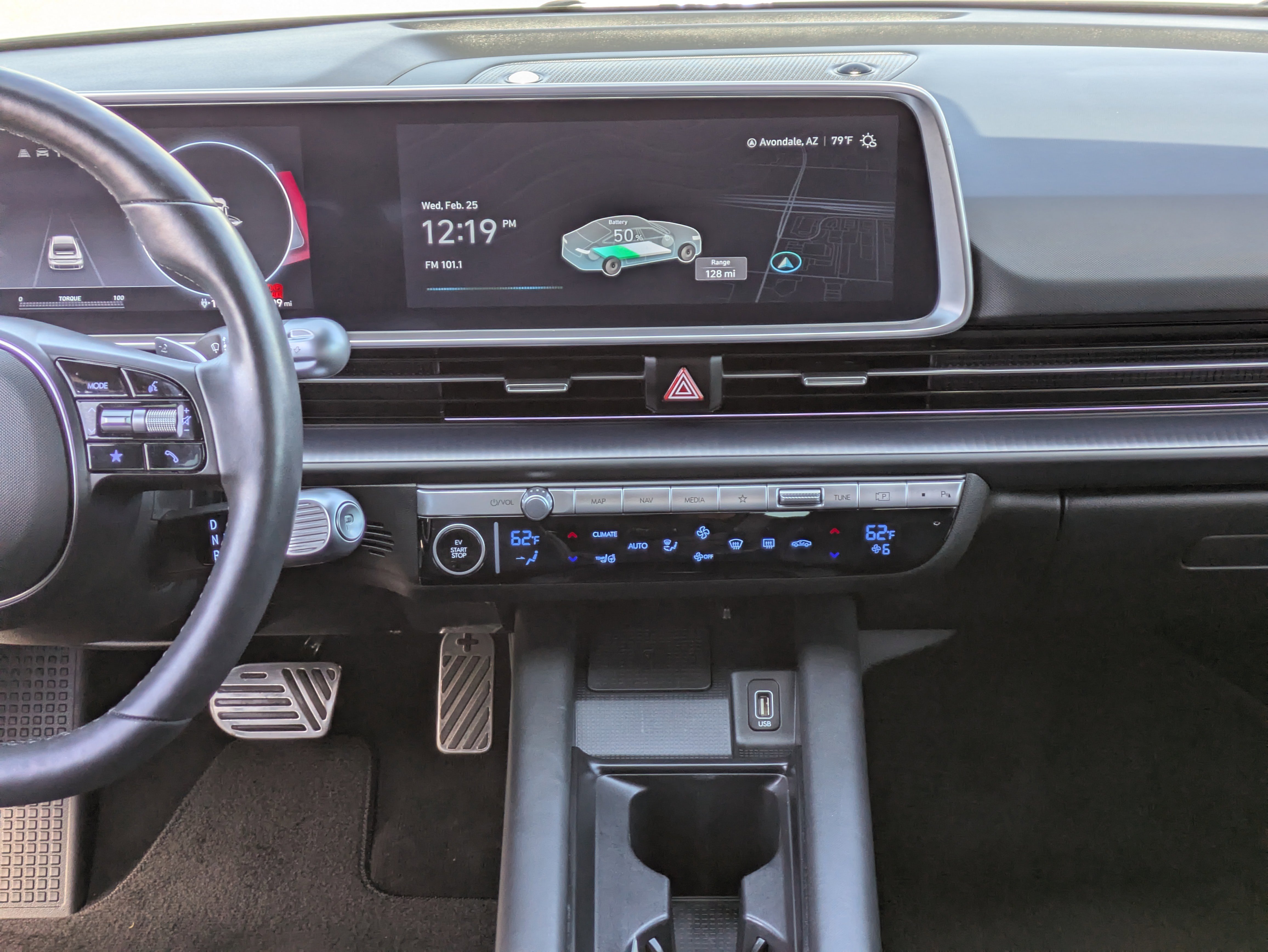 Used 2024 Hyundai Ioniq 6 Limited image 17