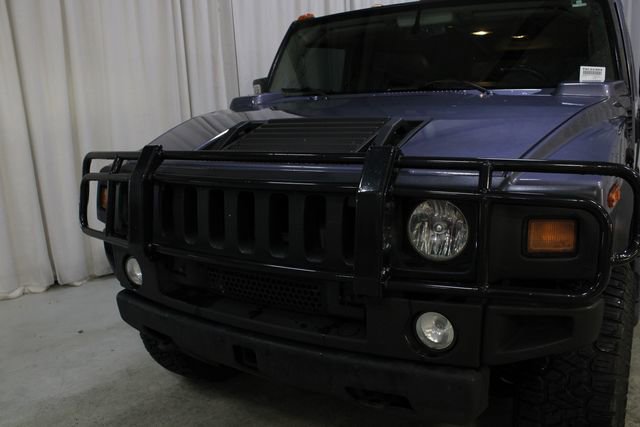 Used 2004 HUMMER H2 w/ Preferred Equipment Group image 32