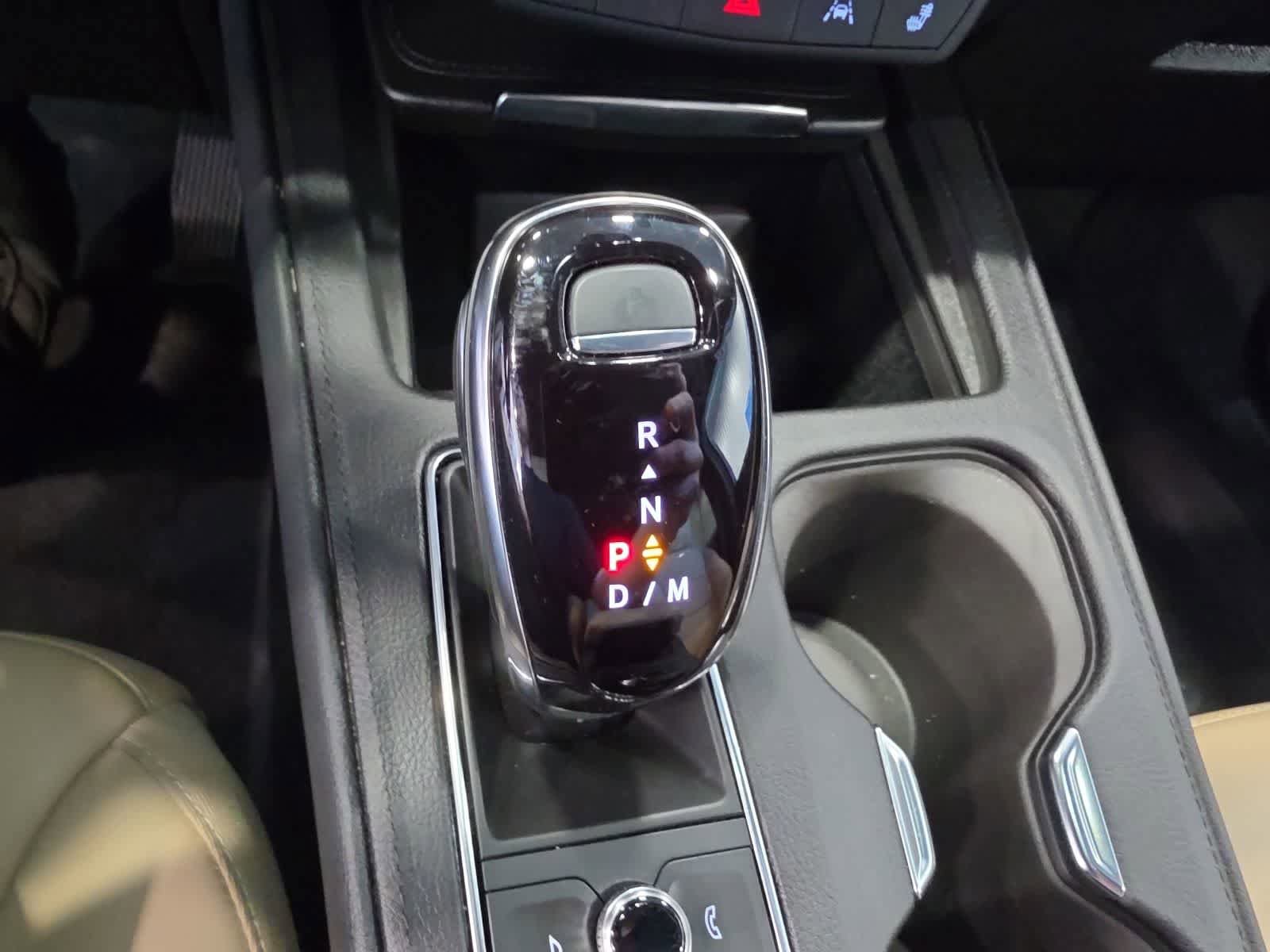 Used 2025 Cadillac XT4 Premium Luxury w/ Cold Weather Package AWD/4WD image 22