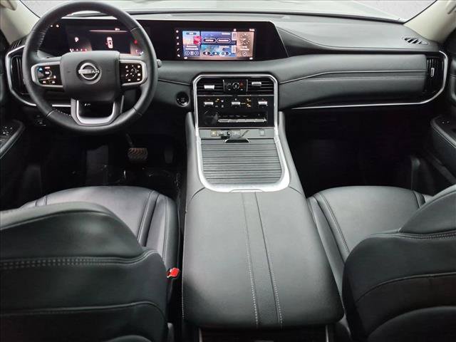 Used 2025 Nissan Armada SV RWD image 16