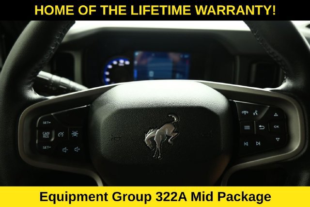 Used 2024 Ford Bronco Black Diamond AWD/4WD image 19