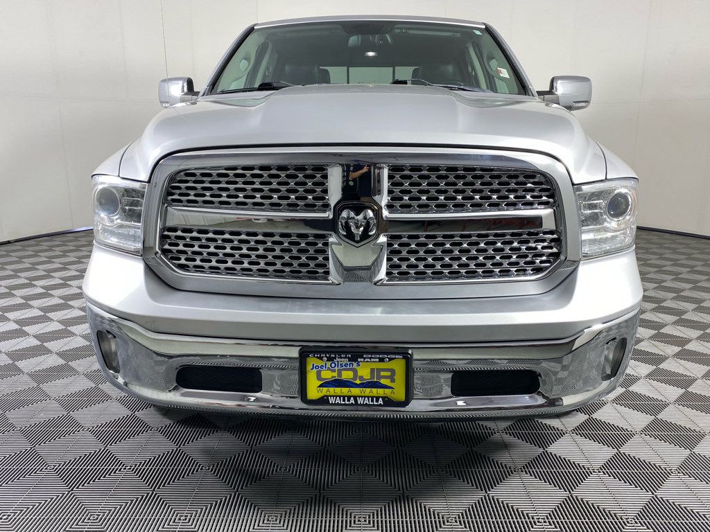 Used 2017 RAM 1500 Laramie w/ Convenience Group AWD/4WD image 3