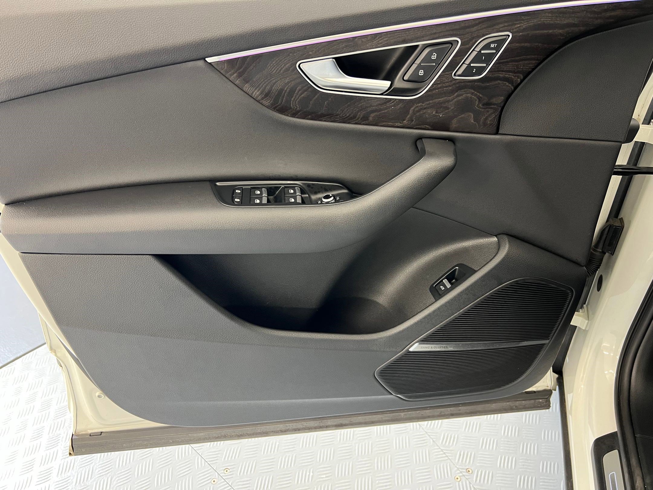 Used 2022 Audi Q7 2.0T Premium Plus w/ Premium Plus Package image 12