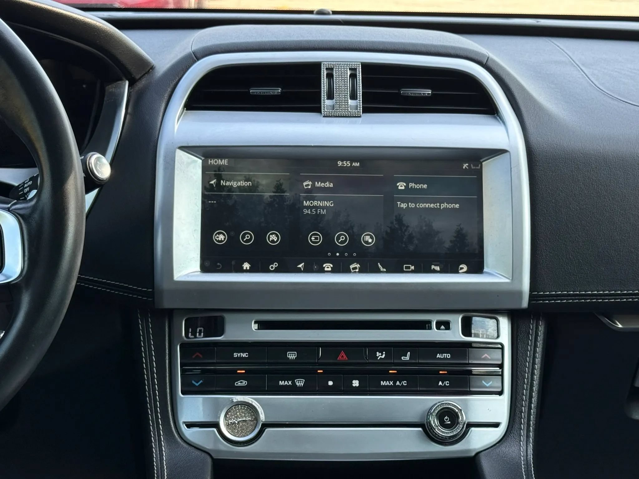 Used 2018 Jaguar F-PACE S AWD/4WD image 9