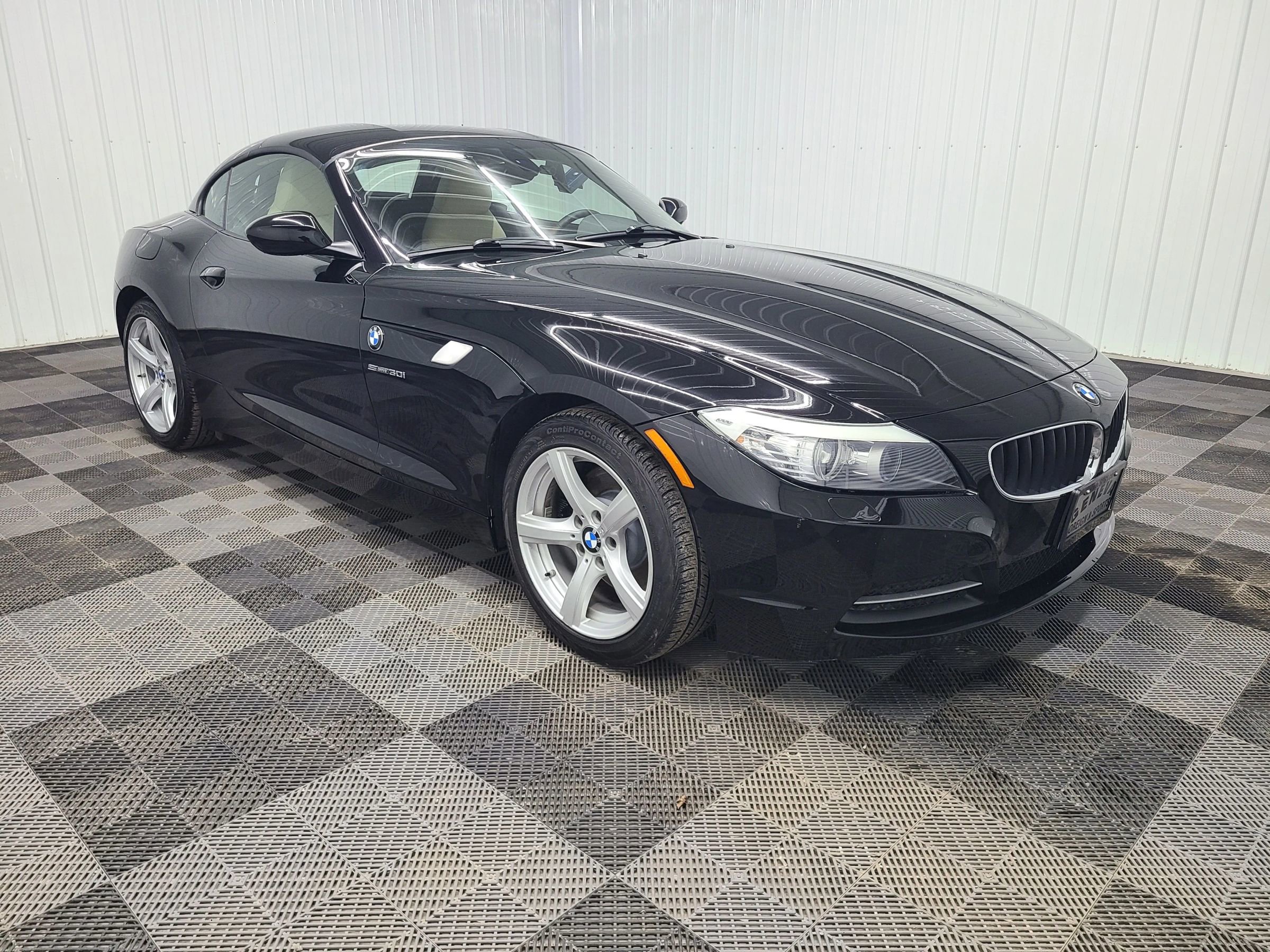 Used 2011 BMW Z4 sDrive30i RWD image 4