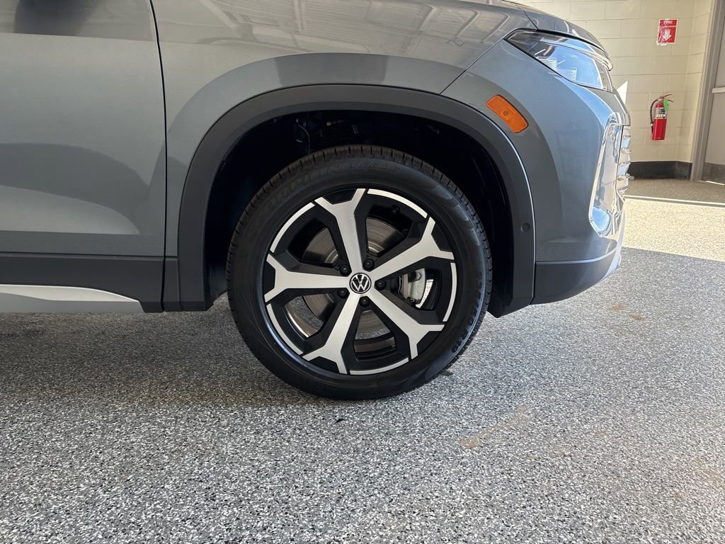 New 2026 Volkswagen Tiguan SE AWD/4WD image 44