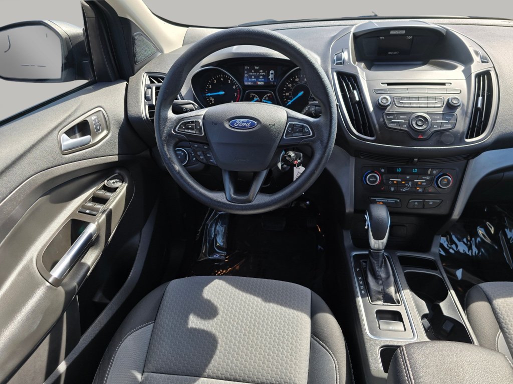 Used 2018 Ford Escape SE FWD image 3