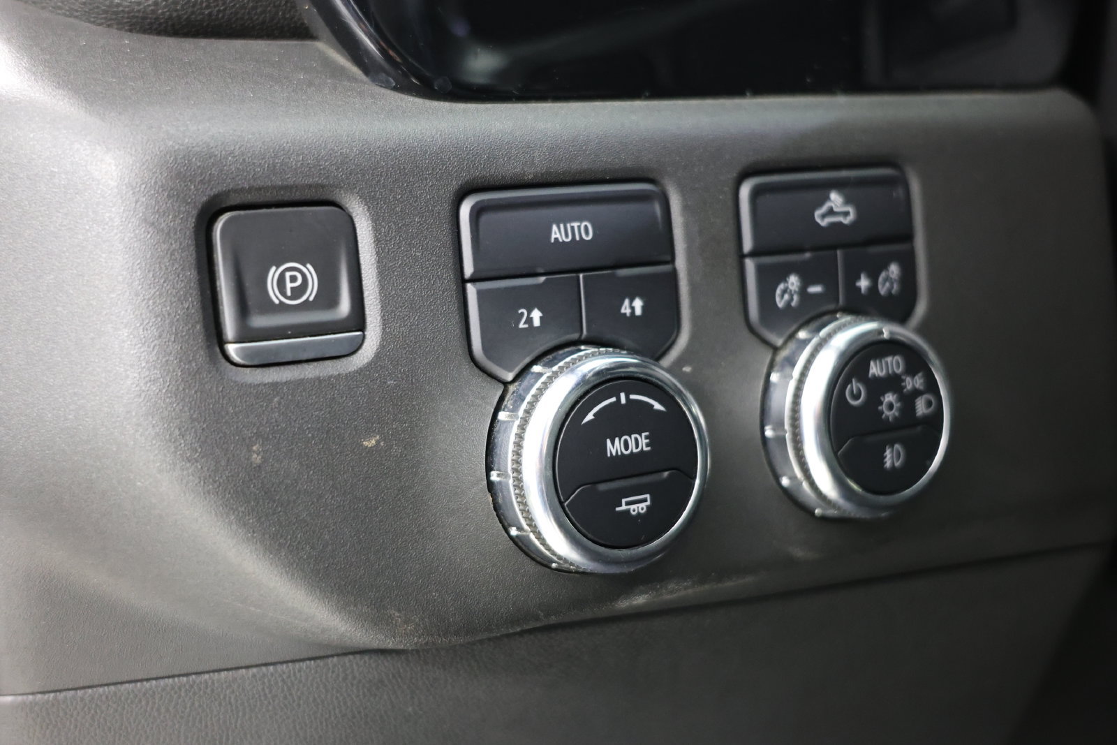 Used 2023 GMC Sierra 1500 Elevation AWD/4WD image 16