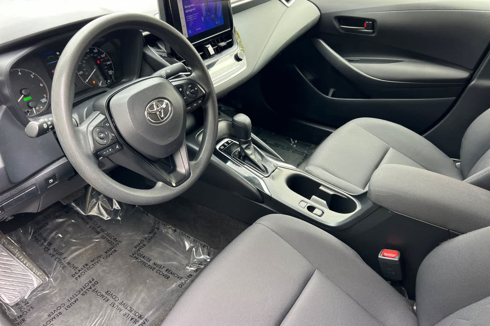 Used 2023 Toyota Corolla LE w/ Carpet Mat Package (TMS) FWD image 11
