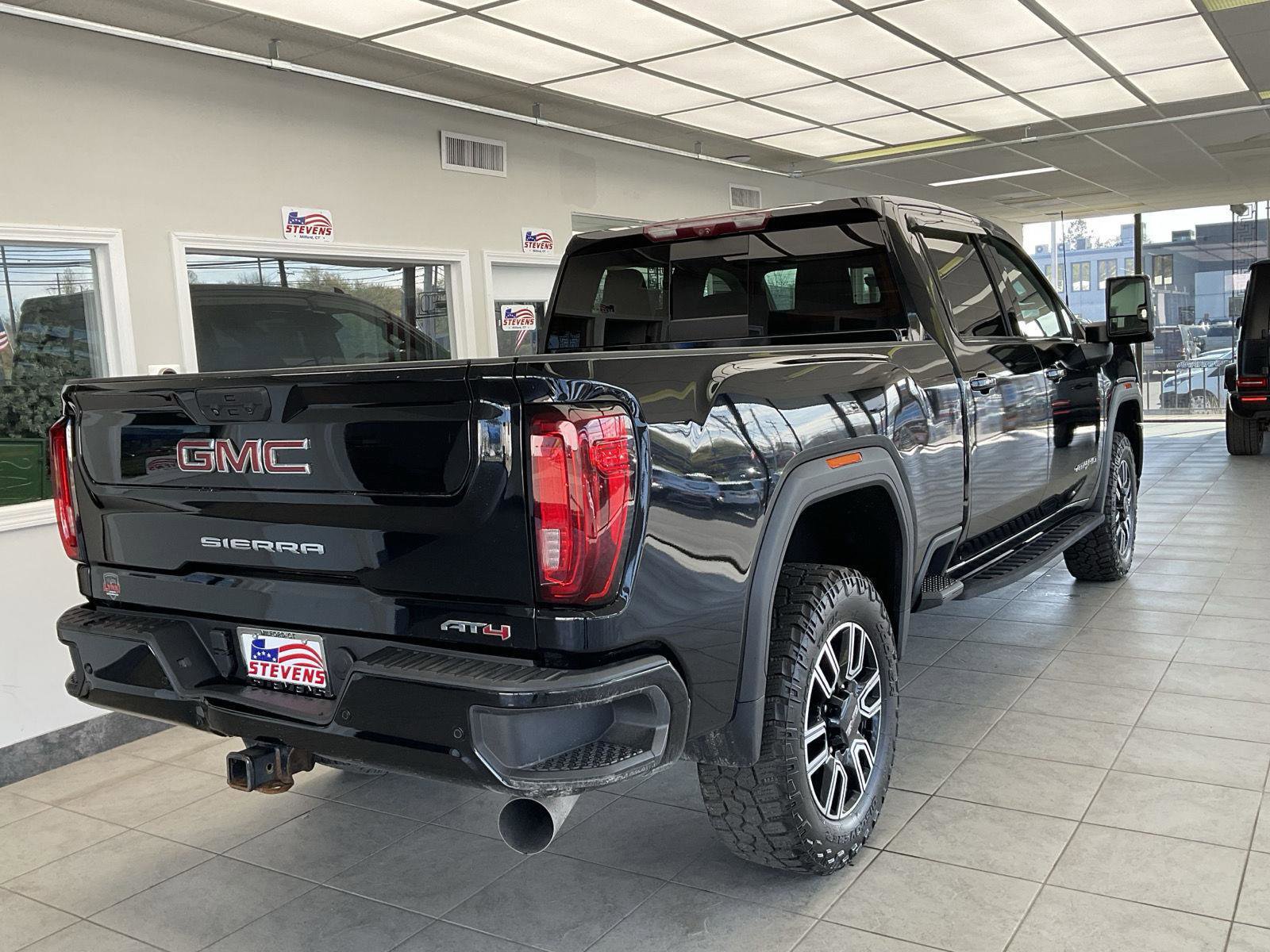Used 2022 GMC Sierra 3500 AT4 w/ AT4 Premium Plus Package AWD/4WD image 5