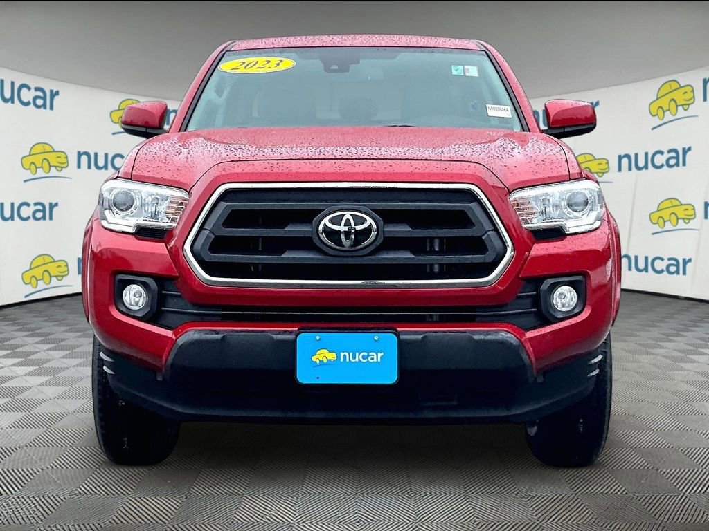 Used 2023 Toyota Tacoma SR5 AWD/4WD image 2